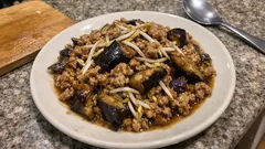 퇴근 후 15분, 돼지고기·가지·숙주 굴소스볶음으로 밥 한 그릇 뚝딱